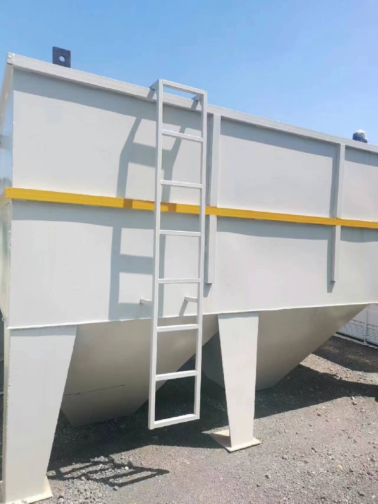 河南焦作市農(nóng)產(chǎn)品加工廠(chǎng)污水處理一體化處理設(shè)備可保證出水水質(zhì)始終保持穩(wěn)定達(dá)標(biāo)